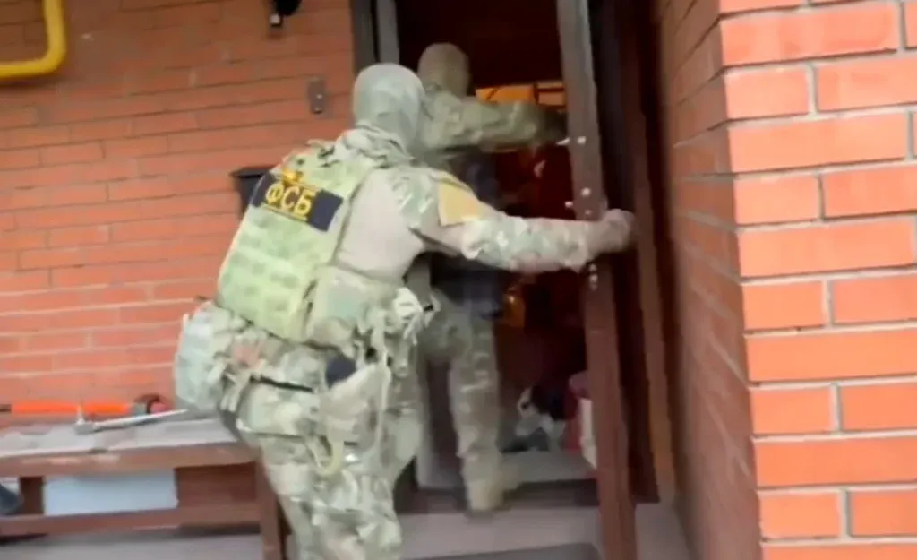 В Обнинске задержали мужчину за поджог дома и вовлечение подростка