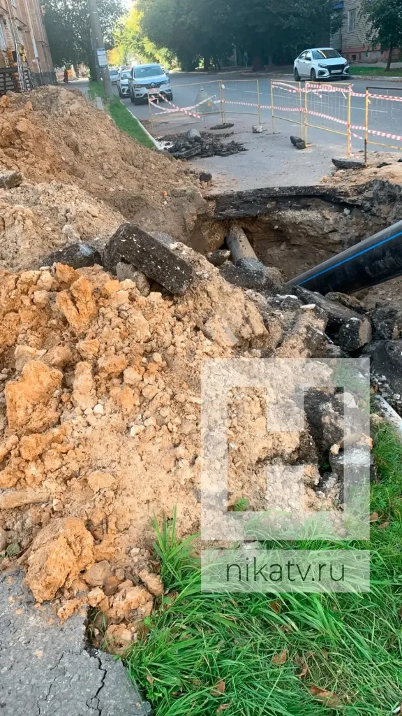 Жители Калуги жалуются на разрытия у домов на Суворова и Дзержинского