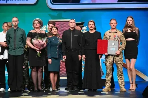 Семья Марковых из Барятинского округа победила в конкурсе «Семья года 2026»