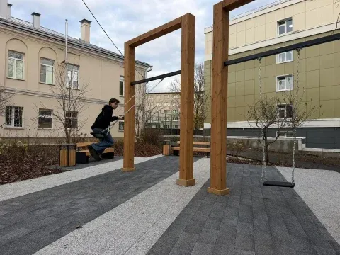 В центре Калуги на улице Кутузова обустроили новый сквер