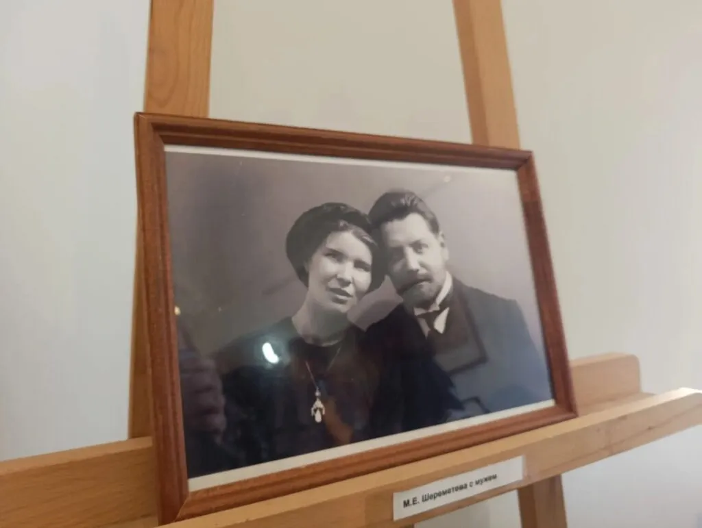В Калуге открылась выставка рисунков этнографа Шереметевой