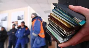 В Калуге мужчину судят за фиктивную регистрацию 15 иностранцев